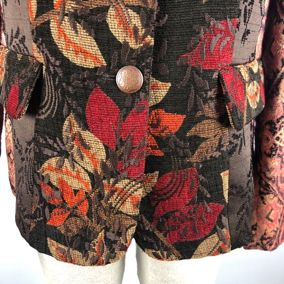 Coldwater Creek 2 Metal Button Leaf Print Blazer - Picture 6 of 15